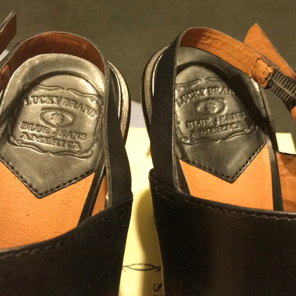 SALE! Lucky Brand sandals - Picture 5 of 8